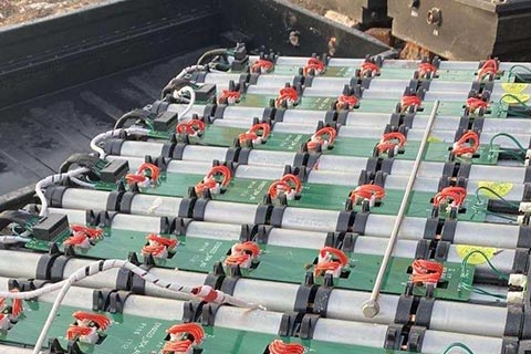 吴川黄坡正规公司回收新能源电池,高价废铅酸电池回收